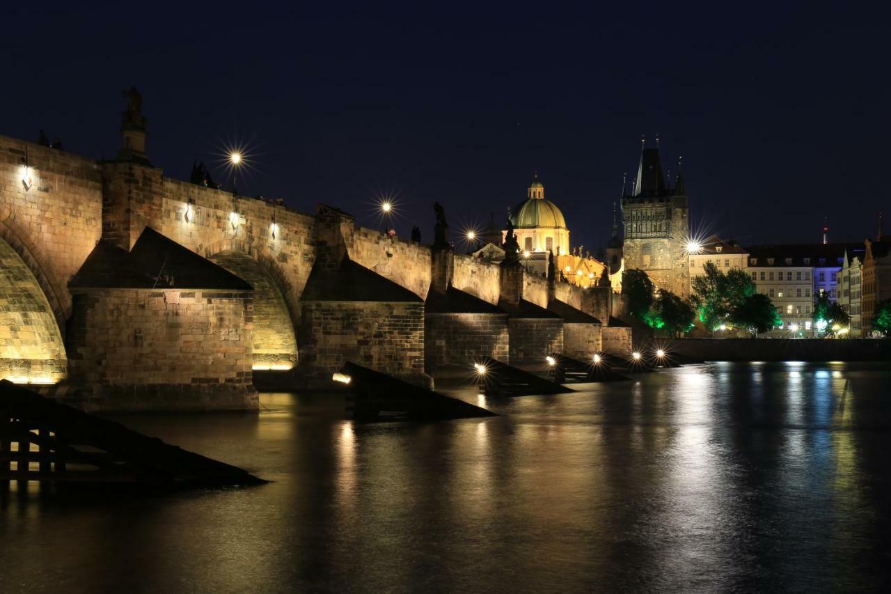براغ Charles Bridge Apartment المظهر الخارجي الصورة